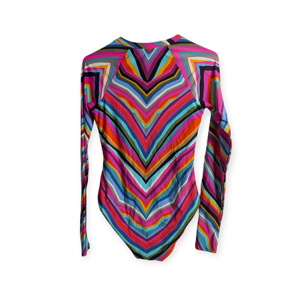 Trina Turk Louvre Paddle Suit Sz Medium - Picture 4 of 6
